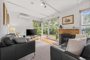 Wattletree Cottage Halls Gap - Image 5