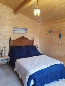 The Fishing Cabin – Sleeps 4 - Image 3