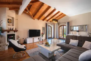 Sun-kissed Villa in Rebići - Image 4