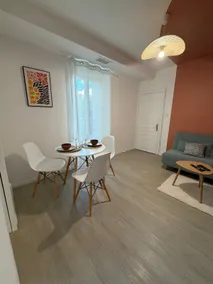 The Bourg-des-Comptoise gem – 1-bedroom apartment near the station - Image 2