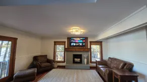 Lakeside Cold Stream Luxury - Image 2