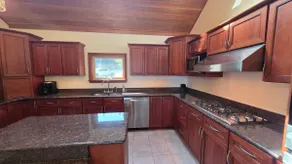 Lakeside Cold Stream Luxury - Image 5