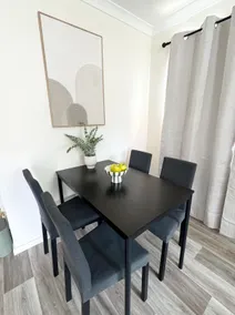 2 BR Granny Flat (3 mins to Airport & Shops) - Image 2