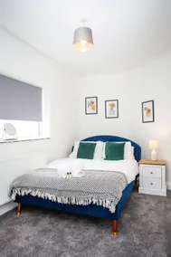 Vacant Nests The Ropery 4BR Seafront - Image 3