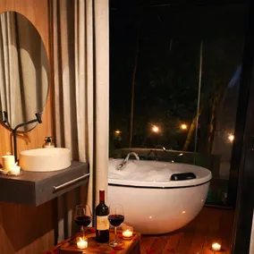 Vila Raízes | Romantic Chalet with Hot Tub and Fireplace - Image 2