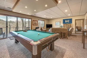Fun w/ Family! Lakefront Gem in Jamestown - Image 5