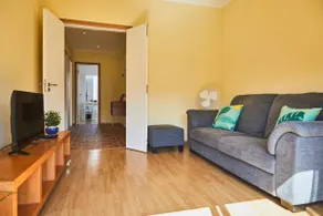 2 Bedroom Apartment Sol de Linda-a-Velha - Image 2