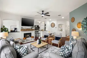 3/2 Cozy Home near UNT & TWU-Pool, BBQ, Gym, Games - Image 3