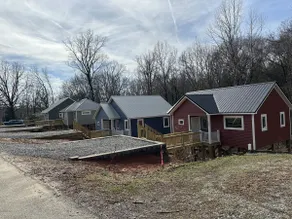 Trailside Cottage | Spacious 2BR Near Greenfront - Image 4
