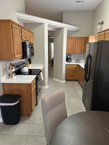 Livie’s Bungalow - Image 5