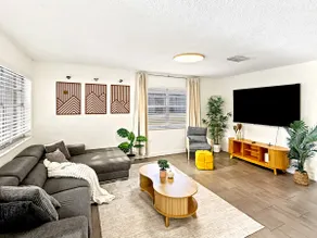 4BR Miami Home | Free Parking | Wynwood & Port - Image 2