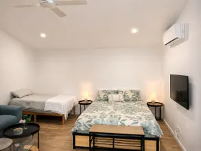 Peaceful - Modern - Private - Image 4