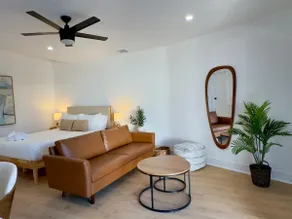 Peaceful Private Studio w/backyard near LAX & SoFi - Image 4