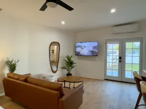 Peaceful Private Studio w/backyard near LAX & SoFi - Image 3