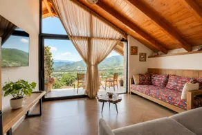 Vila Harmoni 102 - Family Room with Mountain View - Image 3