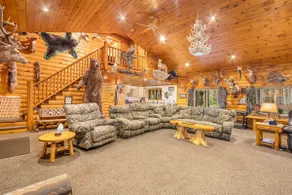 Trophy Timber Lodge | 90 Acres | Sleeps 17 - Image 3