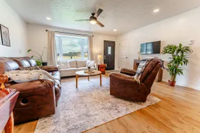 Eastside Getaway - Image 4