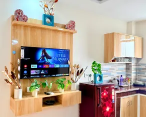 Velvet Stay - Private Studio with Balcony - Image 3
