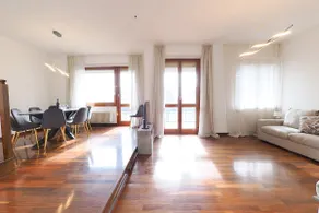 Two-Level Penthouse with Terrace - 180sqm - Image 2