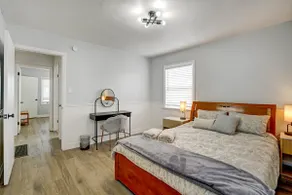 A Warm & Welcoming Stay / Cozy Charm Retreat - Image 5