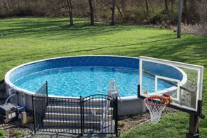 Spacious Family Getaway: Pool, Hot Tub, Games, Gym - Image 4