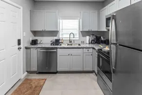 Historic 2BR Loft 4 I Med Center I NRG I Downtown - Image 5