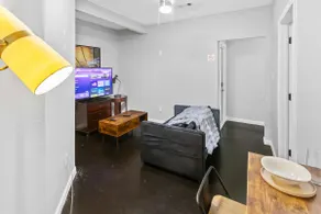 Historic 2BR Loft 4 I Med Center I NRG I Downtown - Image 3
