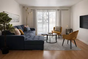 Chic & Cozy Stay • Quiet Area • Parking - Image 3