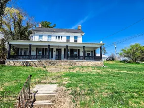 Modern 3 BR Near York - Sleeps 8 - Renovated - Image 2
