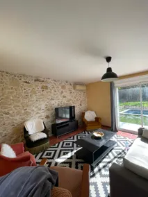Country house with pool - Image 5