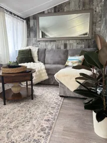 Hummingbird Cottage • Walk to Beach • Free Parking - Image 3