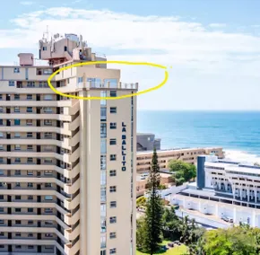 La Ballito 3-Bedroom Penthouse, Your Exclusive Oceanfront Escape - Image 3