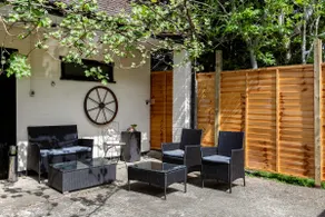 Rural 7 and 2 bed Lodge stays In Windsor! Hot Tub! Sleeps 20 - Image 3