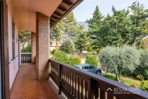Parking Space, Portico - Franciacorta Haven - Image 4