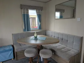 Caravan Sleeps 8 - Parking Pet Friendly - Image 5
