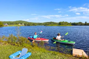 Le Cerf, Waterfront, spa, games room, and kayaks - Image 4