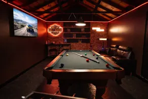 Modern 4BR w/ Game Room Near Downtown - Image 3