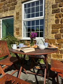 Home with Character in North Runcton - Image 3