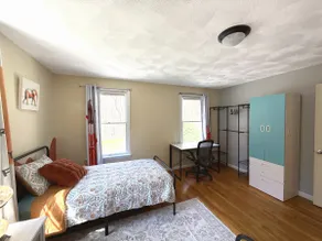 Sunny Cozy Inlaw 2BR APT Fits 4 Pet Ok - Image 3