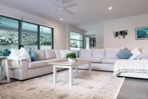 Korora Cove -Large home with fantastic amenitites - Image 4