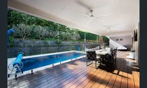 Korora Cove -Large home with fantastic amenitites - Image 2