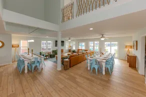 7BR Bayfront|Pool, Hot Tub|EV|3 Kings|Sleeps 19 - Image 2