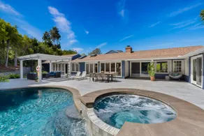 La Jolla Pool Paradise - 1 Mile from the Beach - Image 4