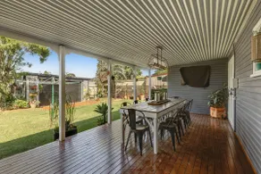 Stylish Cottage Near Hospital Precinct! - Image 2