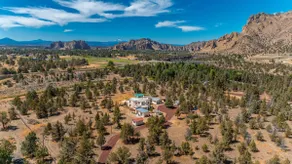 Smith Rock Retreat- Two Units in One Listing! - Image 2