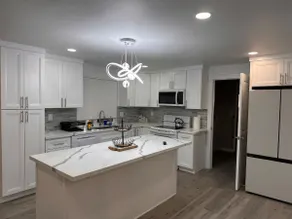 Remodeled 5BR | Marble Baths · Near SeaTac Airport - Image 3