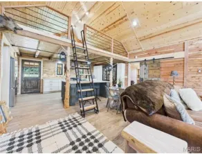 Cedar Log Cabin Retreat on 5 Private Acres - Image 2