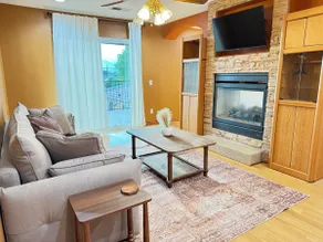LuxuryKing Suite•Private Entry/Bath+HotTub+Balcony - Image 5