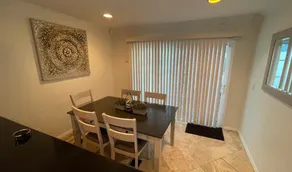 Peaceful Home in Central Location Netflix 4k TV - Image 5