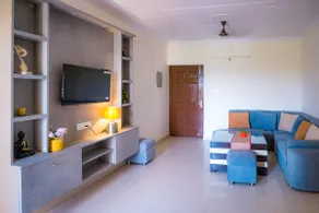 Grey Bramda- 3BHK Flat near SGPGI Hospital - Image 2